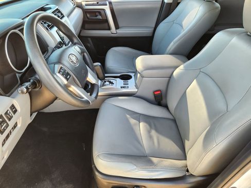 Used 2012 Toyota 4Runner SR5 image 17