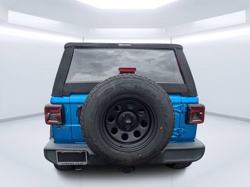 Used 2023 Jeep Wrangler Sport AWD/4WD image 4