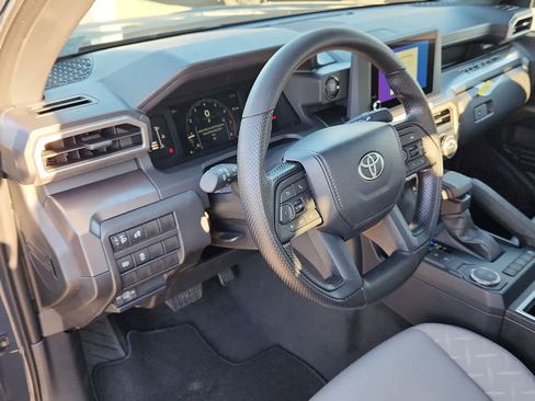 Used 2021 GMC Sierra 1500 Elevation w/ X31 Off-Road Package image 10