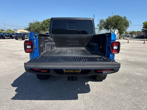 Used 2022 Jeep Gladiator Rubicon w/ LED Lighting Group AWD/4WD image 26