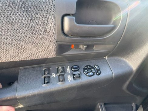 Used 2004 Dodge Dakota SLT w/ PWR Convenience Group image 9
