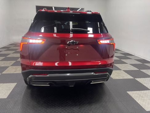 Used 2025 Chevrolet Equinox ACTIV w/ Safety and Technology Package image 3