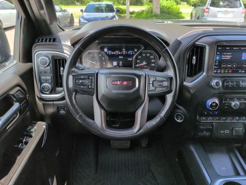 Used 2020 GMC Sierra 1500 AT4 w/ AT4 Premium Package AWD/4WD image 15