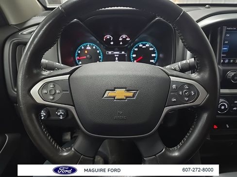 Used 2022 Chevrolet Colorado LT w/ LT Convenience Package image 21