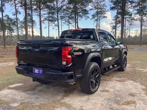 Used 2025 Chevrolet Colorado Trail Boss image 5