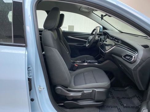 Used 2022 Chevrolet Bolt EUV LT image 28