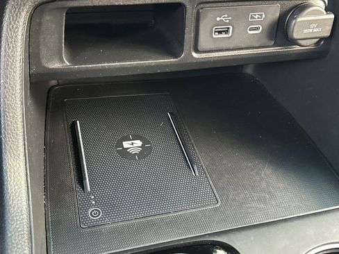 Certified 2023 Honda Pilot Elite image 40