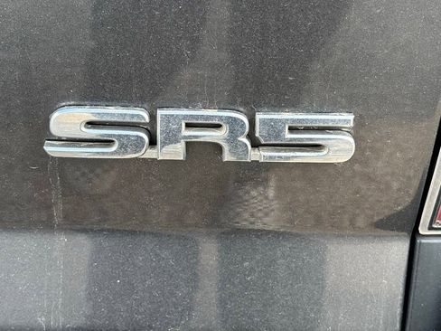 Used 2015 Toyota Tacoma 2WD Access Cab w/ SR5 Package image 3