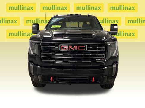 Used 2024 GMC Sierra 2500 AT4 w/ AT4 Premium Plus Package image 5