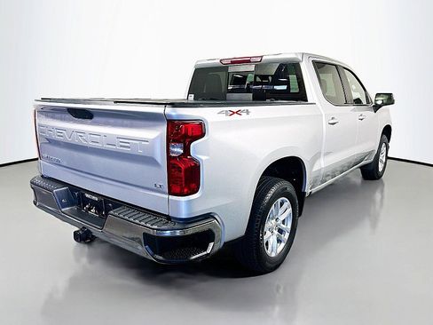 Used 2022 Chevrolet Silverado 1500 LT w/ Leather Package image 7