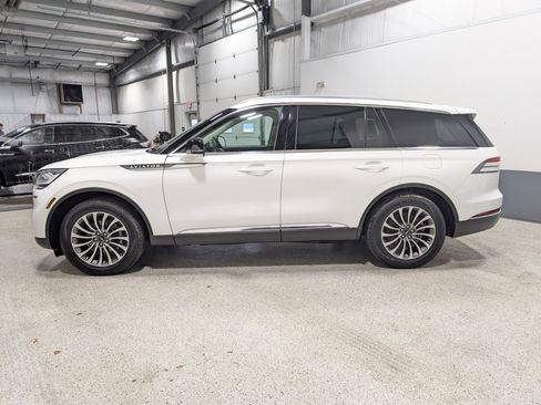 Used 2021 Lincoln Aviator Reserve w/ Elements Package Plus AWD/4WD image 6