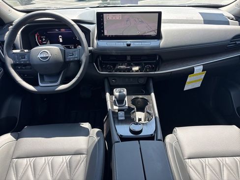 New 2026 Nissan Rogue Platinum AWD/4WD image 17
