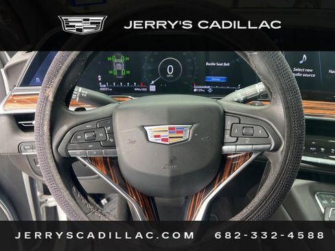 Used 2022 Cadillac Escalade ESV Luxury image 12