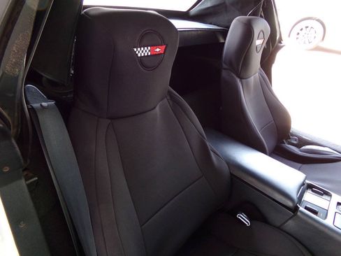 Used 1992 Chevrolet Corvette Convertible RWD image 21