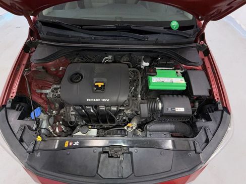 Used 2017 Hyundai Elantra Value Edition FWD image 20