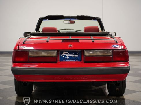 Used 1991 Ford Mustang LX image 25