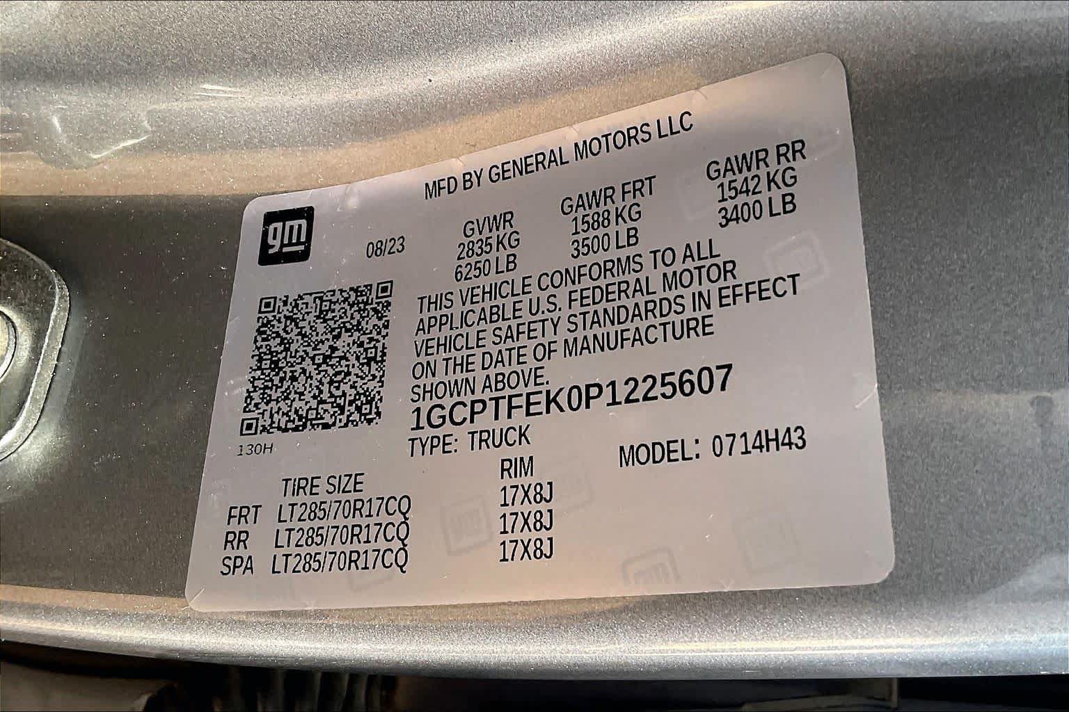 Used 2023 Chevrolet Colorado ZR2 w/ ZR2 Convenience Package III AWD/4WD image 31