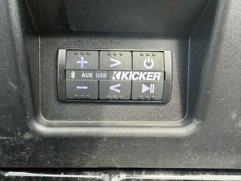 Used 2025 GMC Sierra 1500 Denali Ultimate AWD/4WD image 8