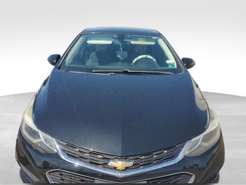 Used 2016 Chevrolet Cruze LT w/ Convenience Package image 10