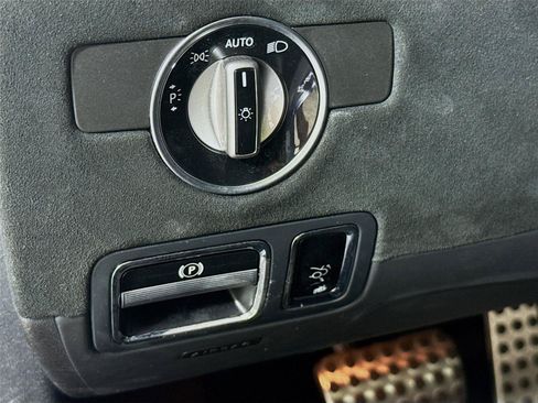 Used 2020 Mercedes-Benz AMG GT R w/ Exclusive Interior Package image 6