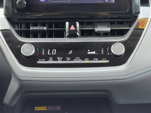Certified 2026 Toyota Corolla Cross LE FWD image 24