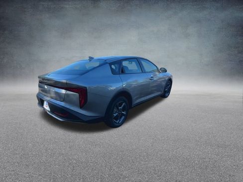 New 2025 Kia K4 LXS image 22