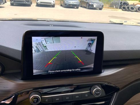 Used 2020 Ford Escape Titanium AWD/4WD image 29