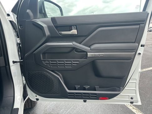 Used 2024 Toyota Tacoma TRD Sport image 10