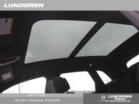 Certified 2024 Audi SQ5 Premium Plus image 22