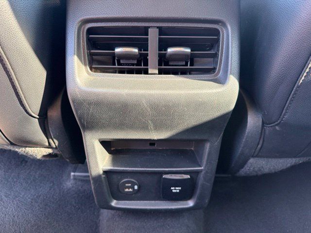 Certified 2022 Ford Edge Titanium AWD/4WD image 22