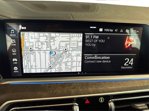 Certified 2022 BMW X5 xDrive45e w/ M Sport Package image 21