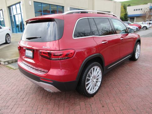 Used 2022 Mercedes-Benz GLB 250 4MATIC image 59