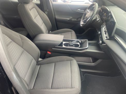 Used 2025 Chevrolet Equinox LT image 35