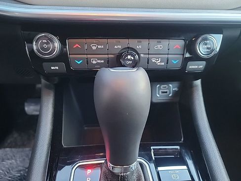 New 2026 Jeep Compass Limited w/ Sun, Sound & Navigation Group image 14