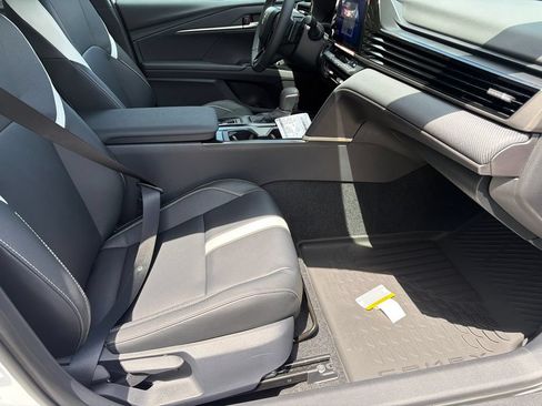 New 2026 Toyota Camry SE FWD image 11