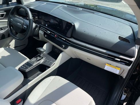 New 2026 Kia Sportage EX w/ EX Panorama Roof Package FWD image 28