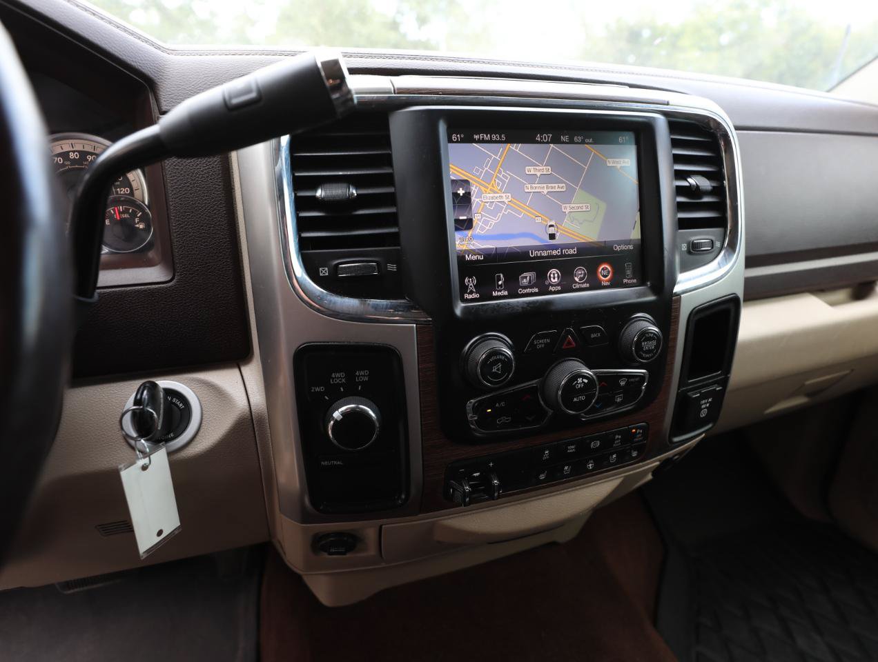 Used 2016 RAM 3500 Laramie w/ Cold Weather Group AWD/4WD image 20