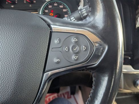 Used 2019 Chevrolet Traverse LT image 20