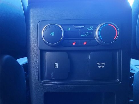 Used 2020 Ford Explorer Limited w/ Class III Trailer Tow Package image 15