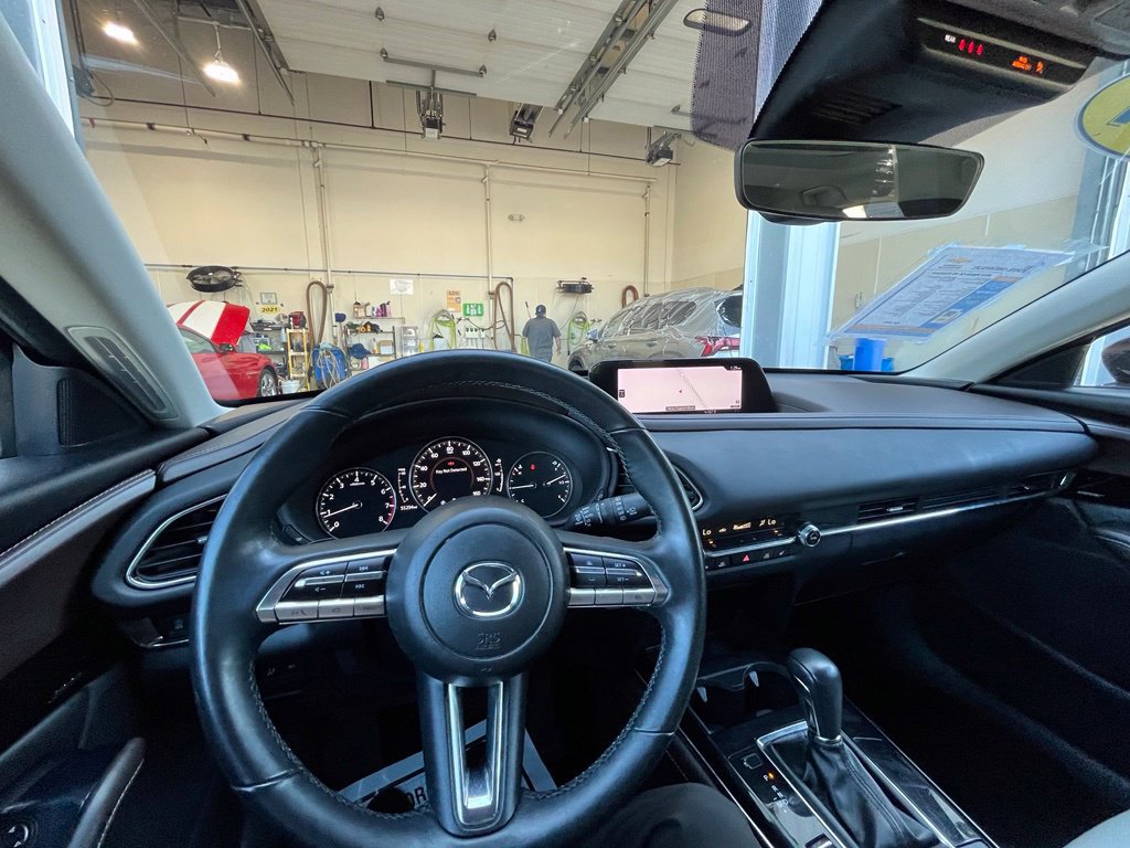 Used 2021 MAZDA CX-30 AWD 2.5 S w/ Premium Package image 19
