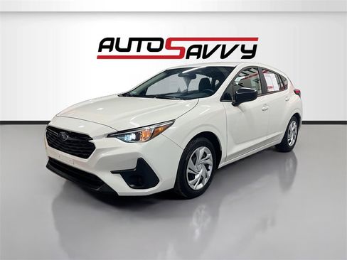 Used 2025 Subaru Impreza 2.0i image 3