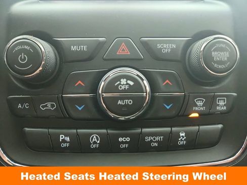 Used 2019 Jeep Grand Cherokee Laredo image 21