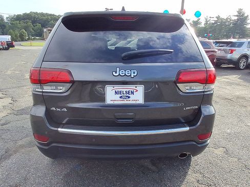 Used 2021 Jeep Grand Cherokee Limited AWD/4WD image 29