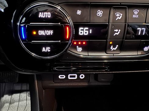 Certified 2022 Buick Encore GX Essence w/ Advanced Technology Package image 21