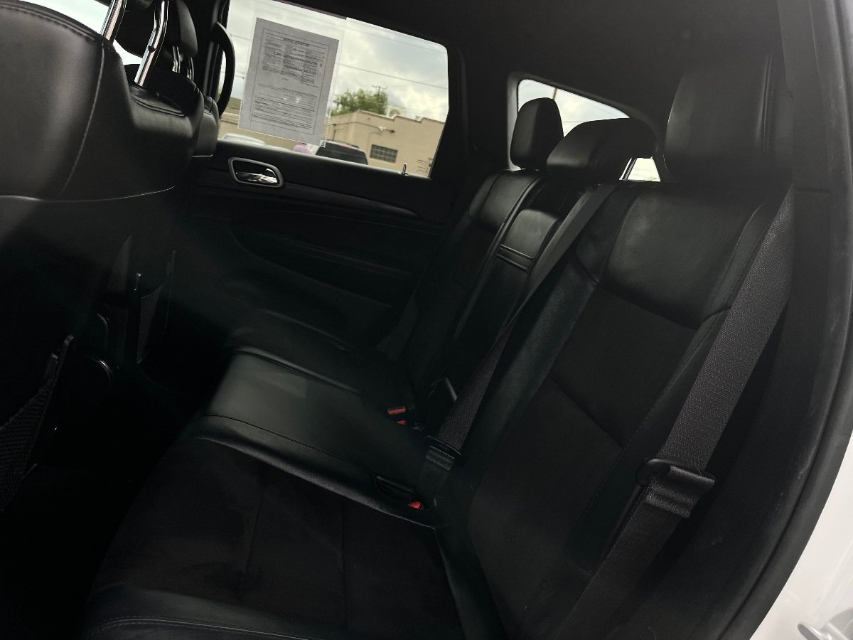 Used 2020 Jeep Grand Cherokee Altitude RWD image 29