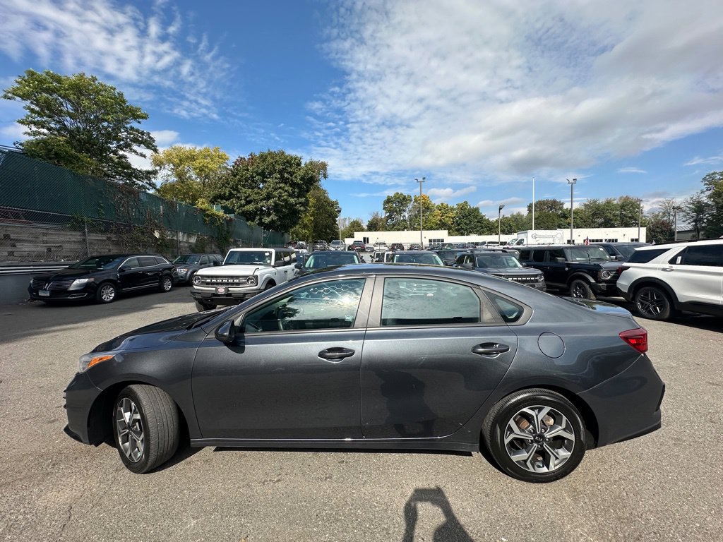 Used 2020 Kia Forte LXS FWD image 4