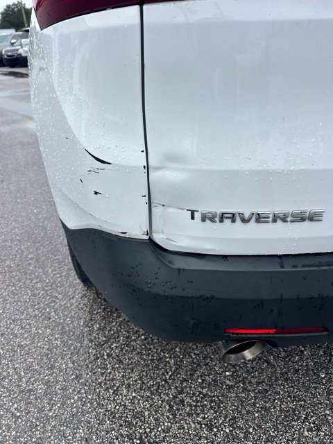 Used 2021 Chevrolet Traverse LS FWD image 6