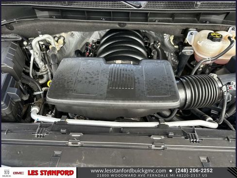 Certified 2024 GMC Yukon XL SLT w/ SLT Luxury Package AWD/4WD image 12