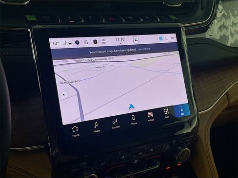 New 2025 Jeep Grand Cherokee Summit image 15