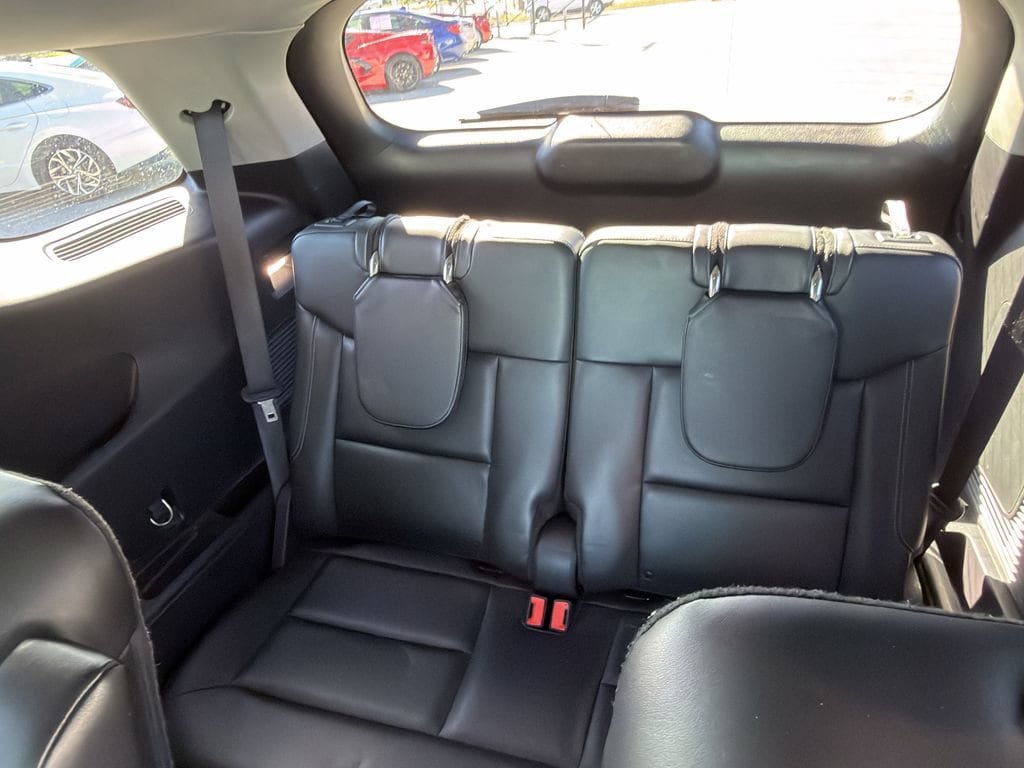 Used 2022 Ford Explorer XLT w/ Equipment Group 202A RWD image 21